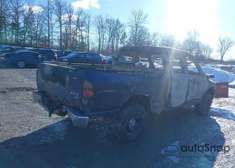 2003 Dodge Ram 1500 Slt/Laramie/St from USA, damaged, VIN 1D7HU18NX3S236506